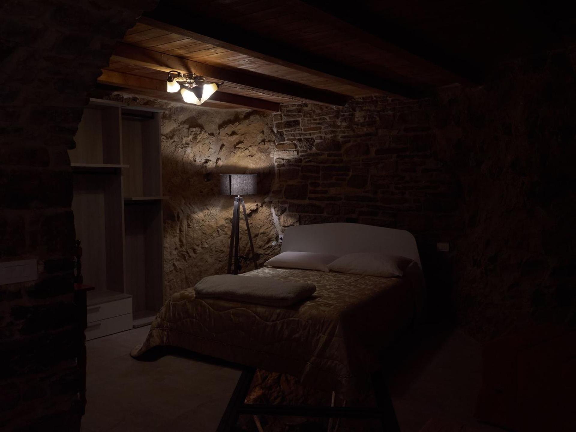 Bed and Breakfast Il Cortiletto Del Borgo Pietra Montecorvino Экстерьер фото