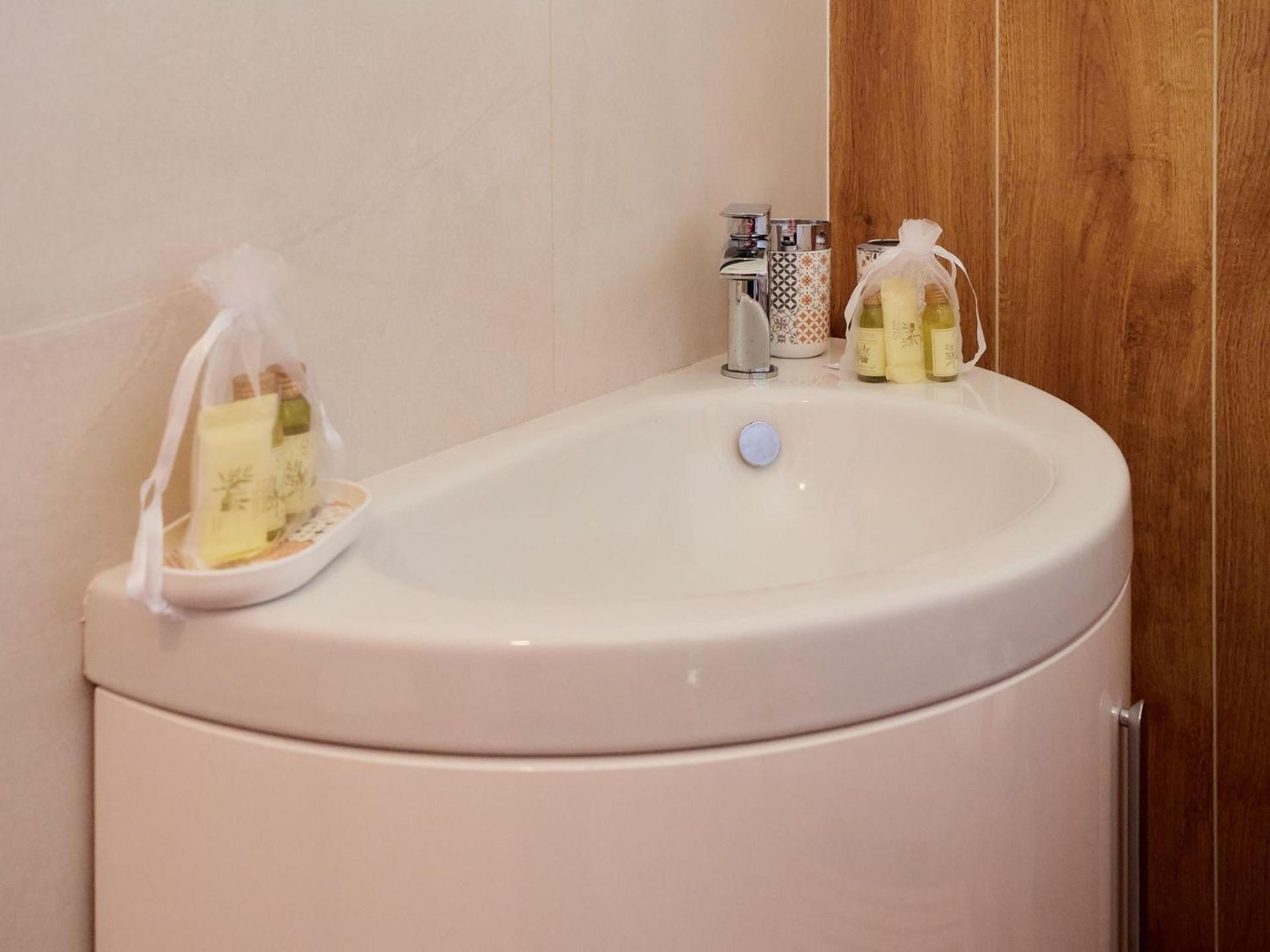 Bed and Breakfast Il Cortiletto Del Borgo Pietra Montecorvino Экстерьер фото